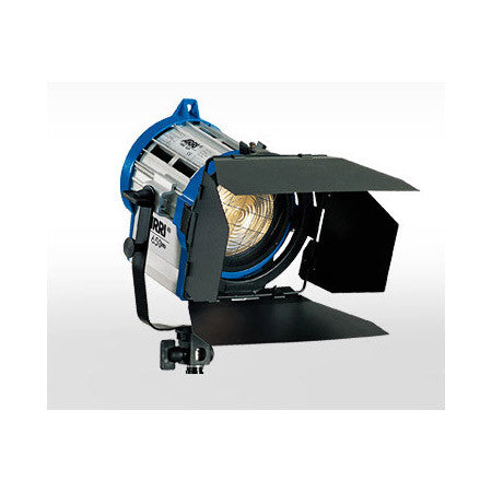 ARRI 531602 650W Fresnel Light with Stand Mount Black